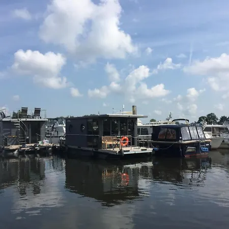 דירה Houseboat Unique Stay, Hattem/zwolle